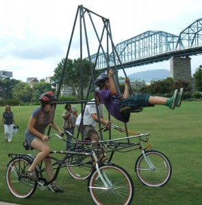 Swing-Bike-in-action