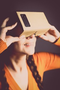 google_cardboard_virtual_reality_3